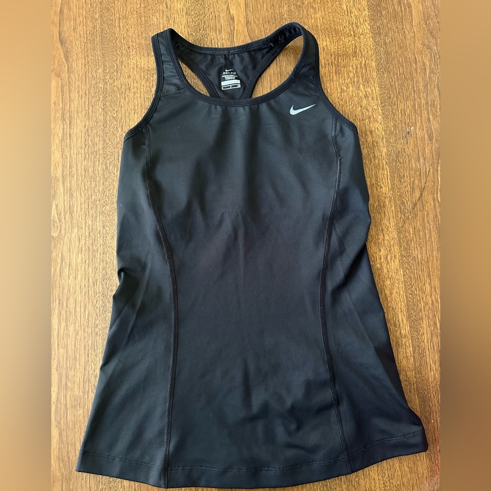 Women's Nike dri fit built-in bra tank top Small Black Racerback